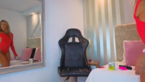 tayra online show from February 14, 2026, 8:27 pm