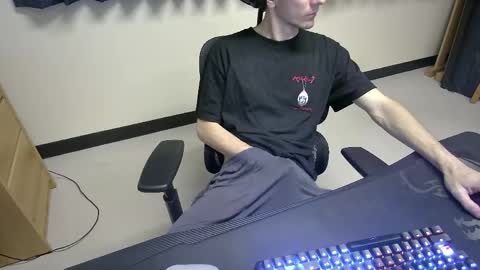 Snapshot of tbone_93 chatting on May 16, 2026, 3:44 pm Tbone online show from May 16, 2026, 3:44 pm