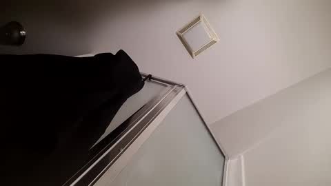 Luis online show from January 18, 2025, 1:52 am