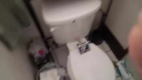 Luis online show from February 19, 2025, 7:48 pm