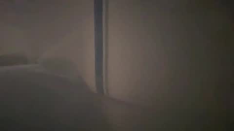 Luis online show from February 24, 2025, 4:38 am