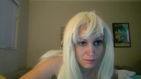 Snapshot of tcumstoch chatting on November 7, 2025, 3:39 am tcumstoch online show from November 7, 2025, 3:39 am