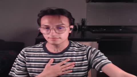 Teo independent model online show from February 13, 2025, 6:30 am