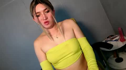 ellaine online show from January 30, 2025, 5:19 am