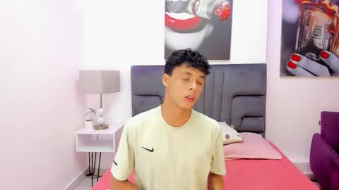 Team Twinks online show from October 30, 2025, 11:11 am