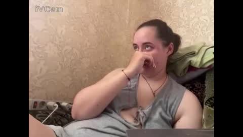 teasequiet888 online show from October 21, 2025, 7:31 am