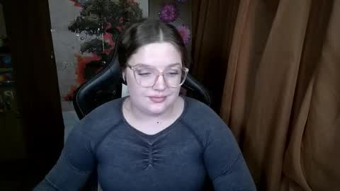 Teasing Dora online show from April 17, 2026, 8:23 pm