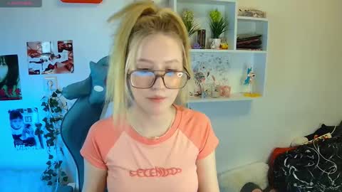 Snapshot of technical_face_powder_error chatting on January 5, 2026, 5:27 pm technical_face_powder_error online show from January 5, 2026, 5:27 pm