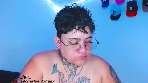 Charlee He online show from March 11, 2025, 11:01 am