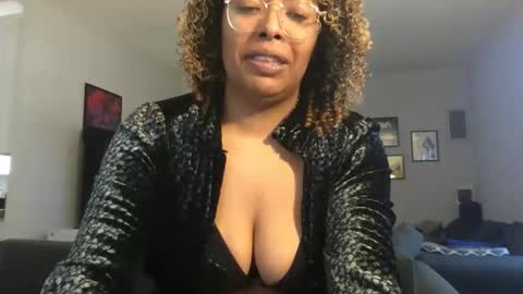 technogoddessxxx online show from January 10, 2026, 7:37 pm