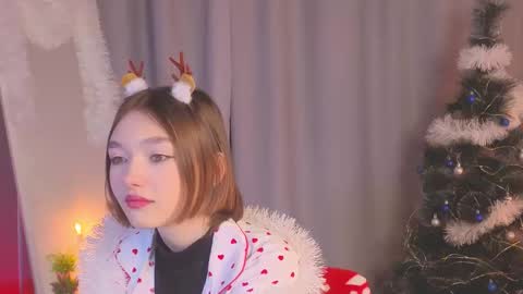 Snapshot of tecna_tonic chatting on December 22, 2025, 5:04 am all me precious online show from December 22, 2025, 5:04 am