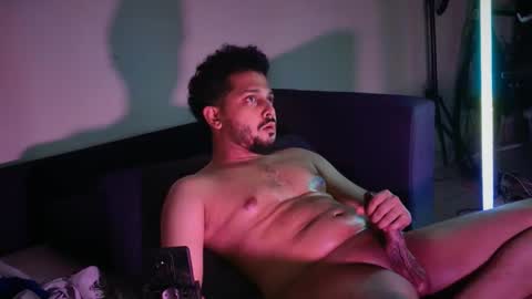 Snapshot of teddy_bananaaa chatting on October 28, 2025, 2:37 am teddy_bananaaa online show from October 28, 2025, 2:37 am