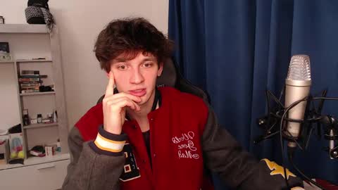 Teddy online show from December 29, 2024, 1:24 am