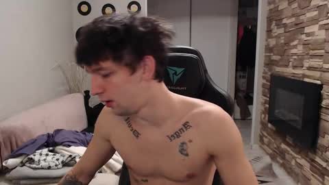 Teddy online show from November 26, 2025, 1:50 am