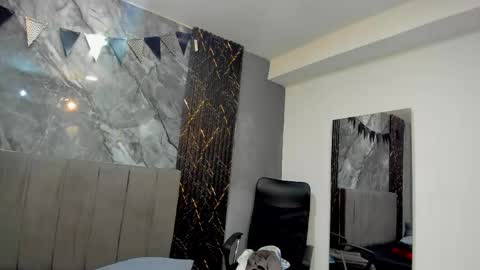 Tedy online show from April 18, 2026, 7:07 pm