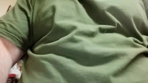 Snapshot of teebic1969 chatting on March 3, 2026, 5:35 am teebic1969 online show from March 3, 2026, 5:35 am