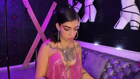 Snapshot of teeennaugthy18 chatting on October 18, 2025, 3:20 am Tayloor online show from October 18, 2025, 3:20 am