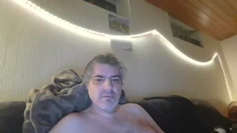 Peter online show from November 30, 2025, 6:01 pm