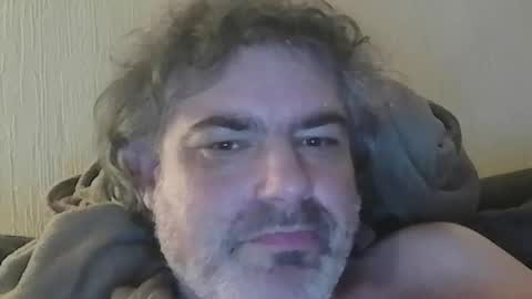 Snapshot of teeforyou chatting on April 17, 2026, 9:51 pm Peter online show from April 17, 2026, 9:51 pm