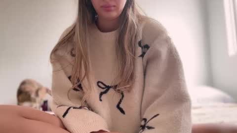 Amy No penetration Virgiin giirl online show from November 13, 2025, 1:43 pm