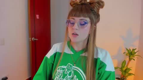 Snapshot of tekila__ chatting on February 10, 2026, 8:57 pm tekila__ online show from February 10, 2026, 8:57 pm