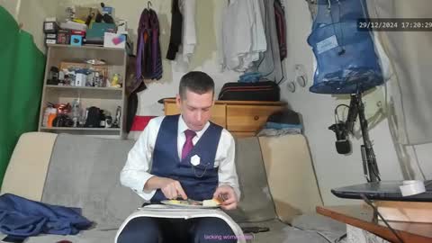 Virg Lszl online show from December 29, 2024, 4:19 pm
