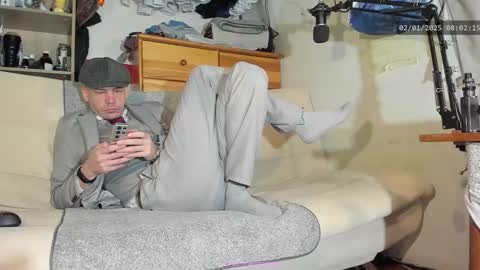 Virg Lszl online show from January 2, 2025, 7:01 am