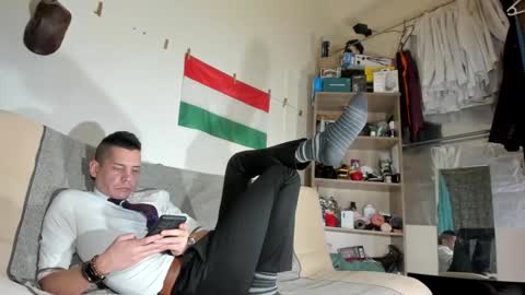 Snapshot of telepaticman chatting on January 16, 2026, 4:33 pm Virg Lszl online show from January 16, 2026, 4:33 pm