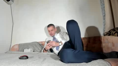 Snapshot of telepaticman chatting on February 13, 2026, 12:23 pm Virg Lszl online show from February 13, 2026, 12:23 pm