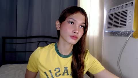 Snapshot of temptation_lily chatting on May 23, 2026, 4:29 am Lily online show from May 23, 2026, 4:29 am
