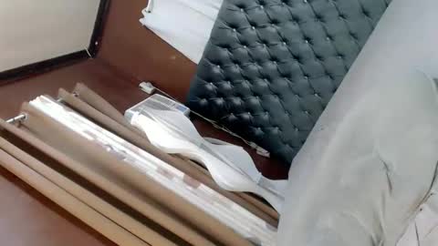 EVA GLASSCOTT online show from February 2, 2025, 10:02 am