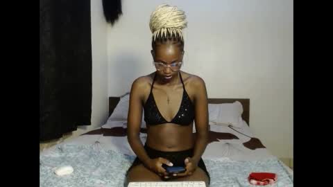 tempting_vibe online show from April 16, 2026, 1:50 am