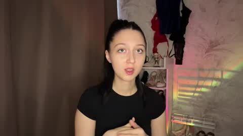 temptingvision online show from March 18, 2026, 7:55 am