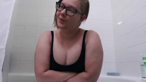 Pixie and Tentacle Overlord online show from June 10, 2026, 6:18 pm