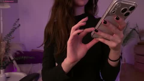 Sexy girl Li online show from November 5, 2025, 12:27 pm