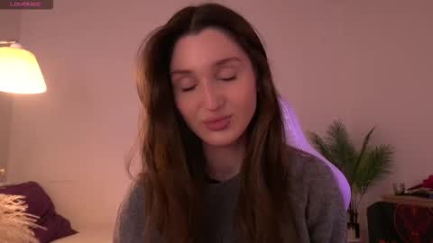 Amina online show from December 19, 2025, 10:22 am