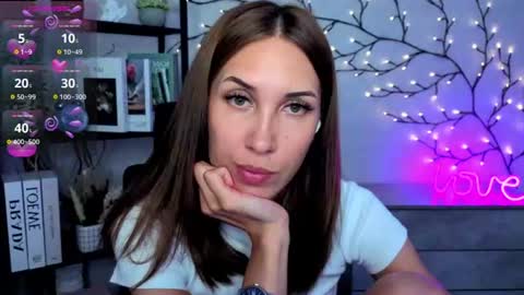 Snapshot of tendermist chatting on July 4, 2026, 8:15 pm Nelly online show from July 4, 2026, 8:15 pm