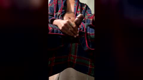 Snapshot of tenninchdick chatting on May 13, 2026, 3:59 am TENNinchDick online show from May 13, 2026, 3:59 am
