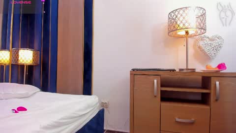 Snapshot of tenny_shy chatting on July 13, 2026, 7:16 pm TennyShy online show from July 13, 2026, 7:16 pm