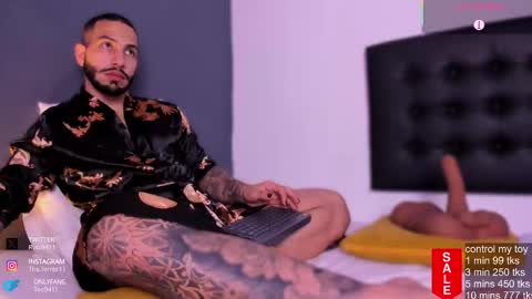 Teo Ferrer online show from October 25, 2025, 8:25 pm