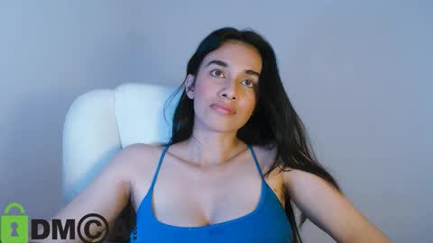 Lisa online show from December 16, 2025, 3:28 pm