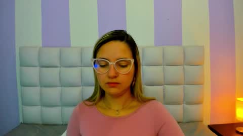 Teresa online show from November 25, 2025, 1:44 pm