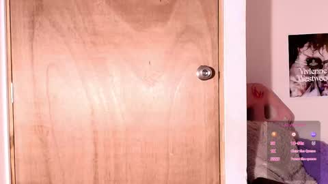 Terra Elowen online show from October 17, 2025, 11:24 am