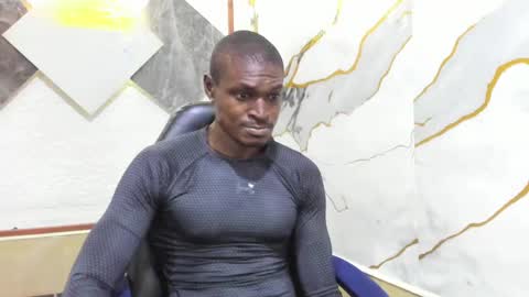 terranze_z online show from October 3, 2025, 4:09 am