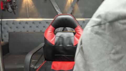 terranze_z online show from January 10, 2026, 7:04 pm