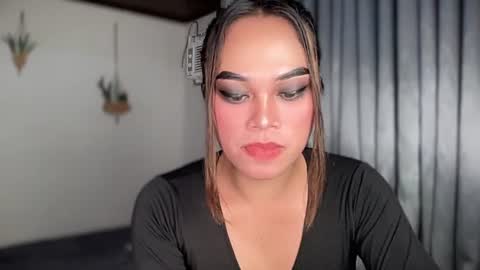 TERRI  the girl will hunt you online show from March 6, 2025, 1:37 am