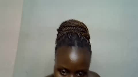 terriam online show from November 24, 2025, 6:40 pm