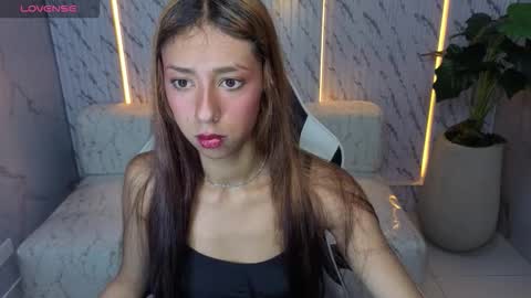 Online 800 to 1400 online show from October 14, 2025, 12:50 pm