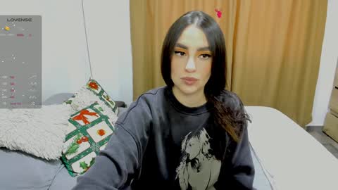 Snapshot of teseo_and_afrodita_ chatting on December 15, 2024, 9:31 pm teseo_and_afrodita_ online show from December 15, 2024, 9:31 pm