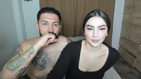 Snapshot of teseo_and_afrodita_ chatting on January 18, 2025, 12:57 am teseo_and_afrodita_ online show from January 18, 2025, 12:57 am